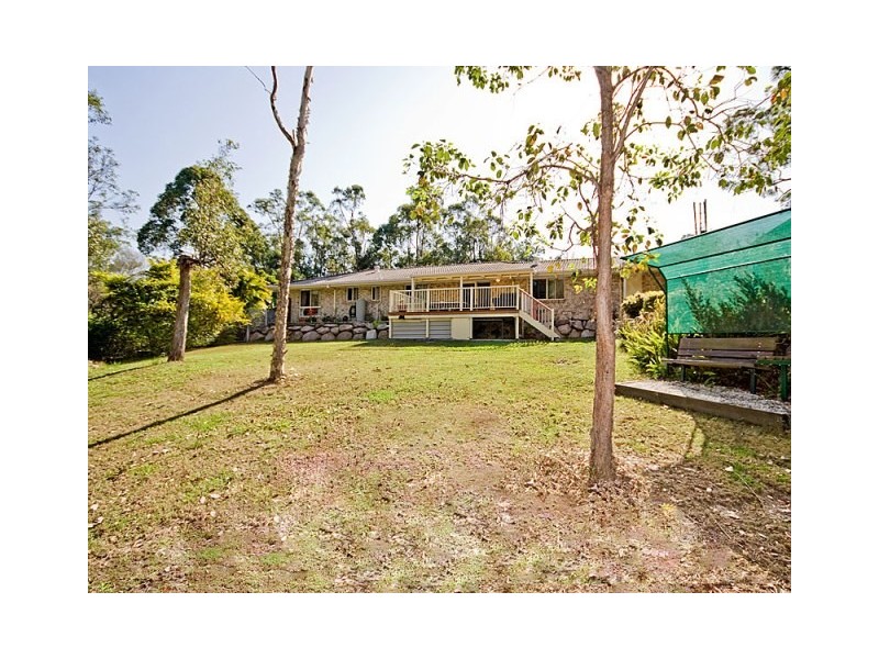 24 Whimbrel Street, Warner QLD 4500