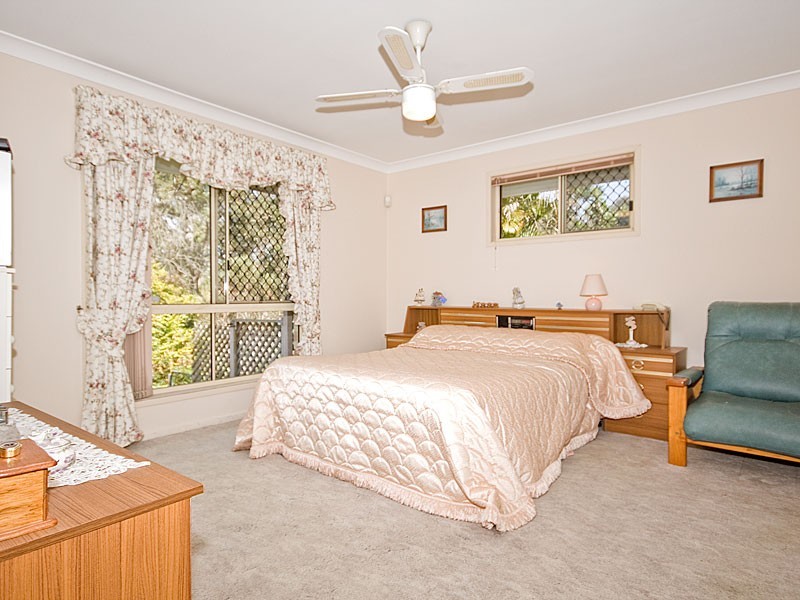 24 Whimbrel Street, Warner QLD 4500