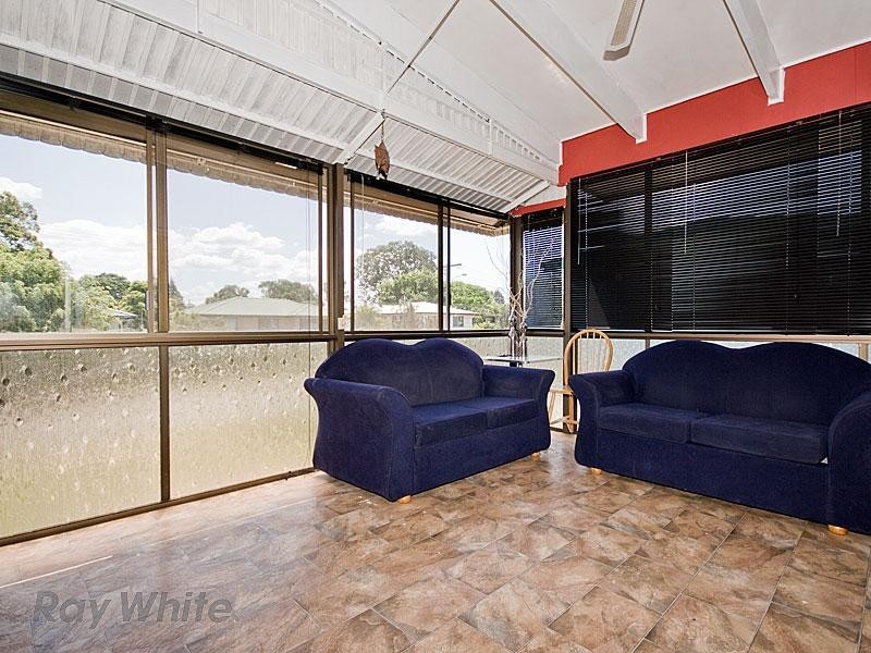 7 Garnet Avenue, Kallangur QLD 4503