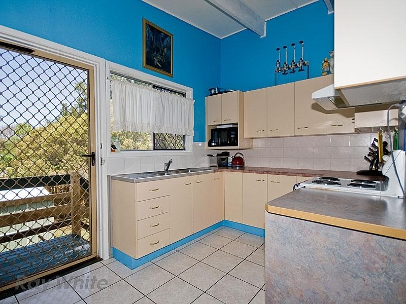 7 Garnet Avenue, Kallangur QLD 4503