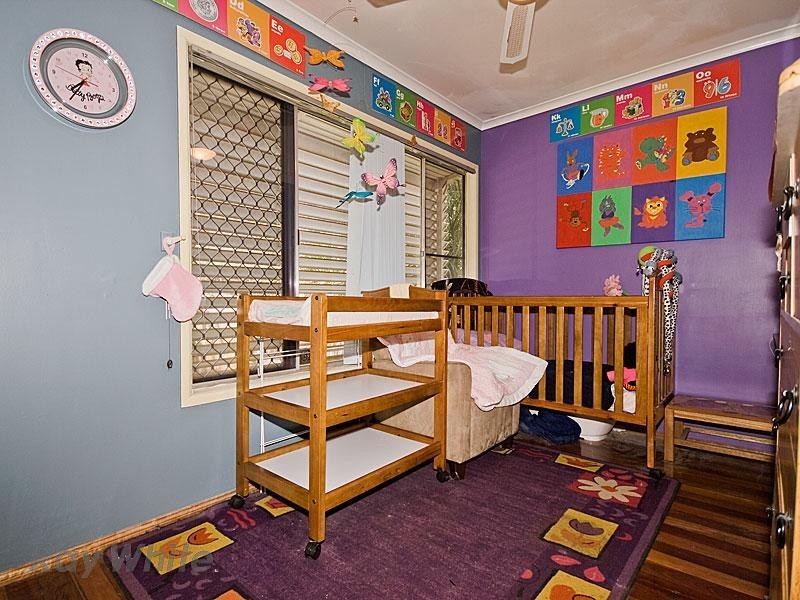 7 Garnet Avenue, Kallangur QLD 4503