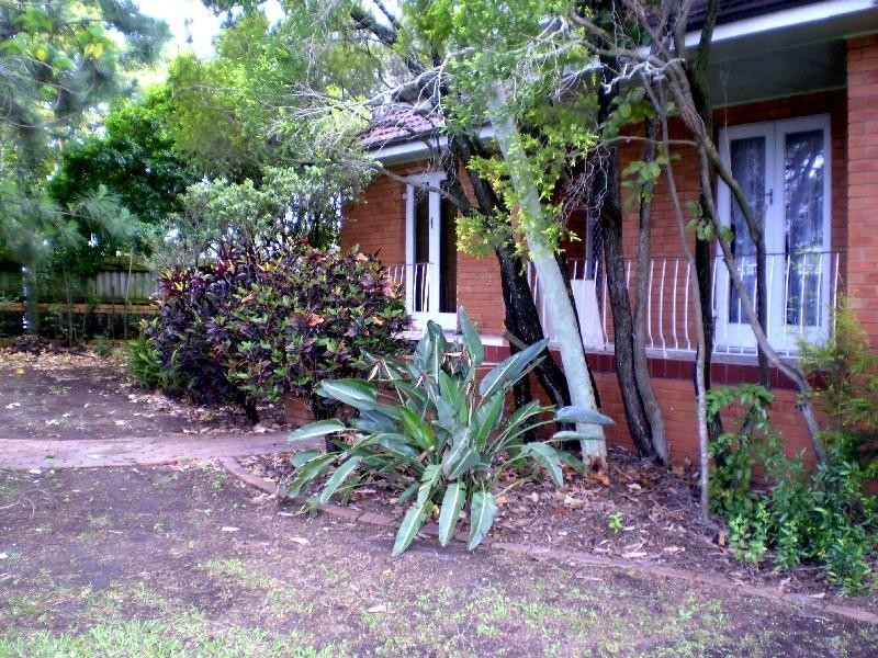 16 Station Road, Lawnton QLD 4501