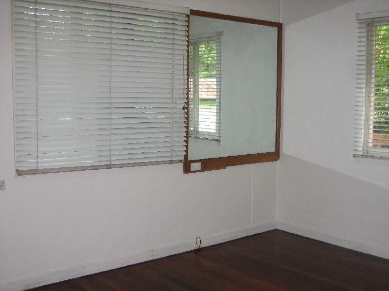 16 Station Road, Lawnton QLD 4501