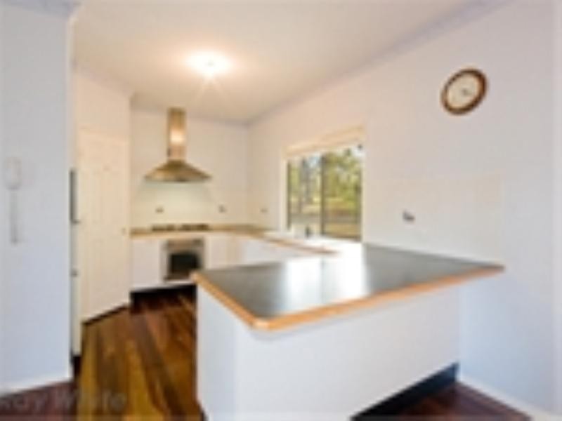 35 Whimbrel Street, Warner QLD 4500