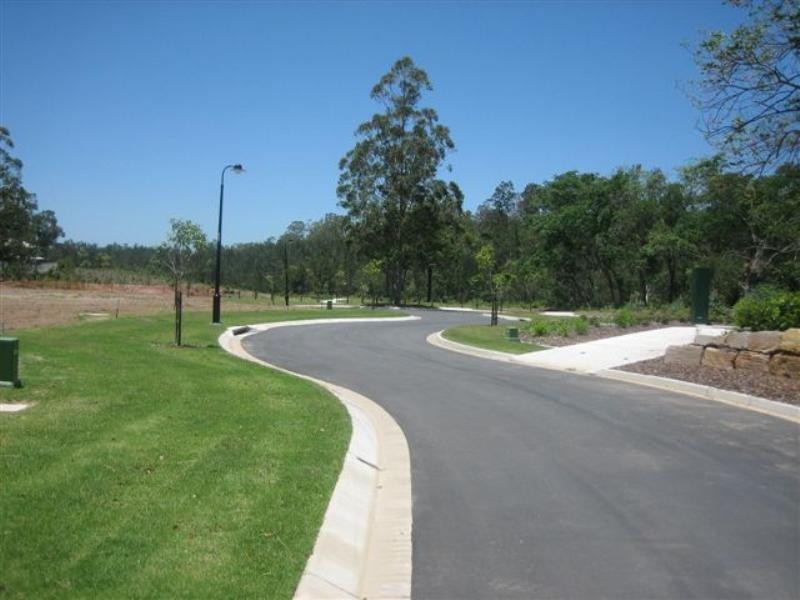 Eatons Hill QLD 4037