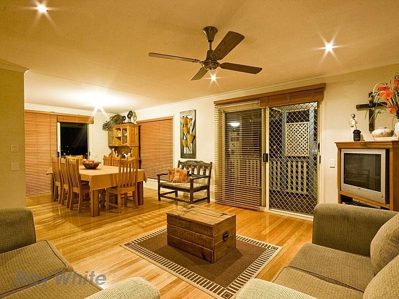 28 Paramount Drive, Warner QLD 4500