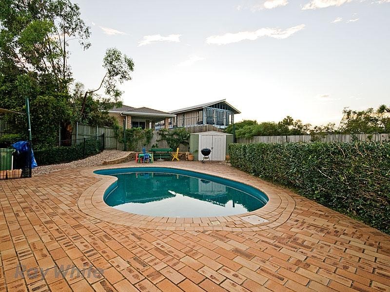 28 Paramount Drive, Warner QLD 4500