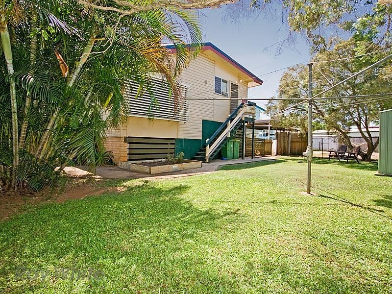 7 Garnet Avenue, Kallangur QLD 4503