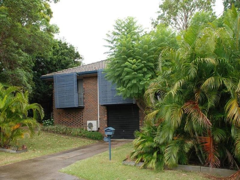 16 Warrimoo Drive, Petrie QLD 4502