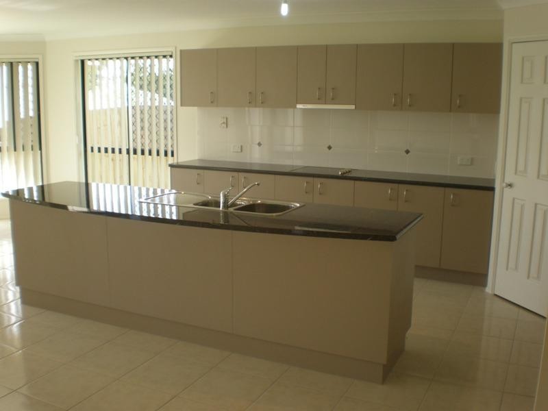 103 Kurrajong Drive, Warner QLD 4500