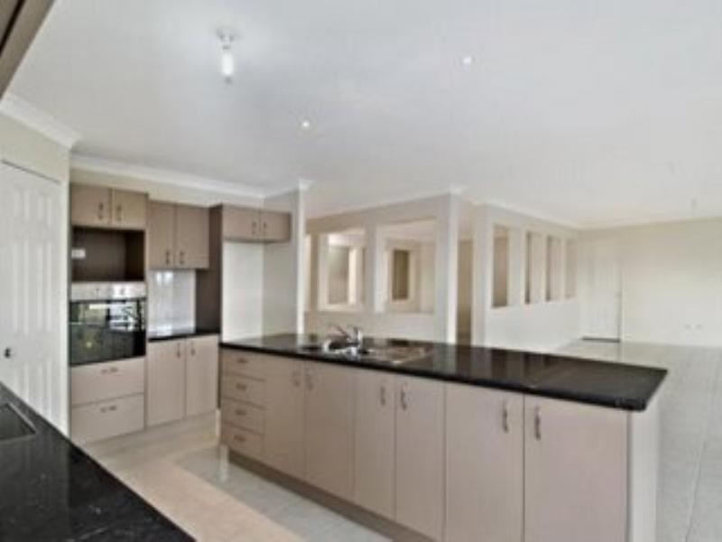 103 Kurrajong Drive, Warner QLD 4500