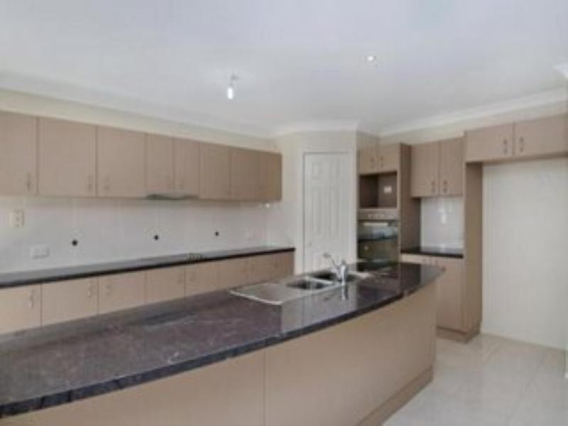 103 Kurrajong Drive, Warner QLD 4500