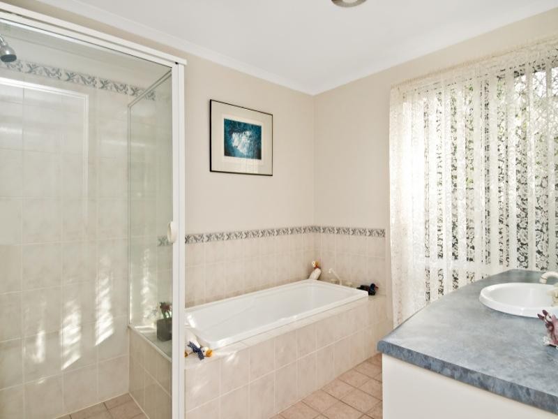 4 Gum Street, Warner QLD 4500