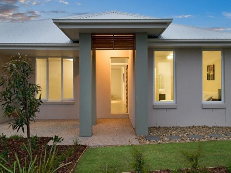 9 Capabella Court, Warner QLD 4500