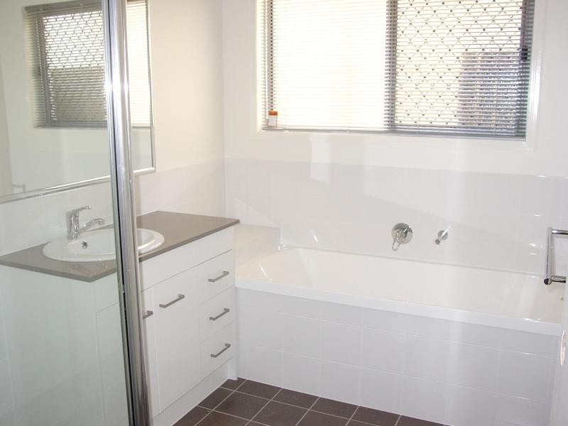 6 Charlie Close, Warner QLD 4500