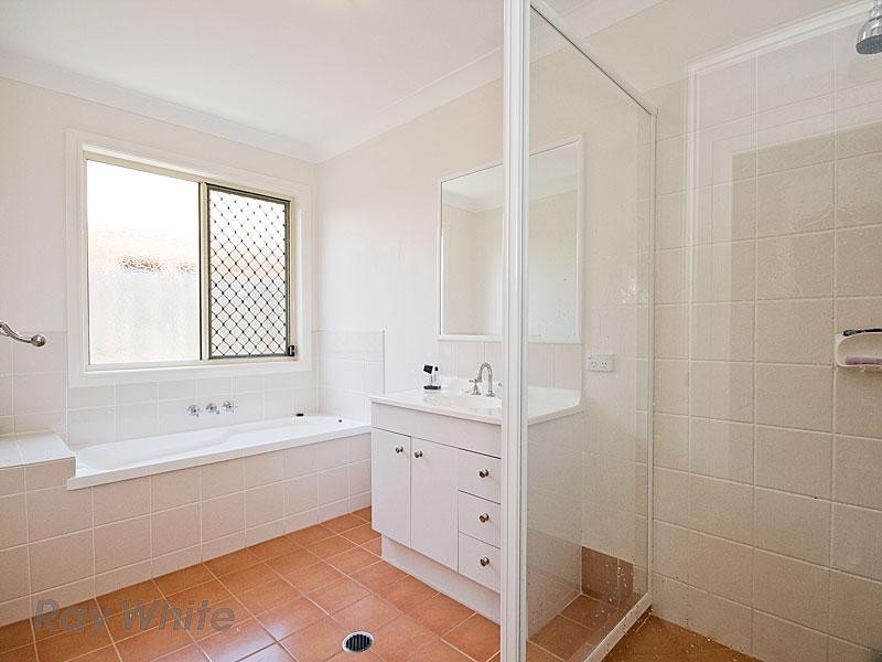 17 Lyrebird Close, Taigum QLD 4018