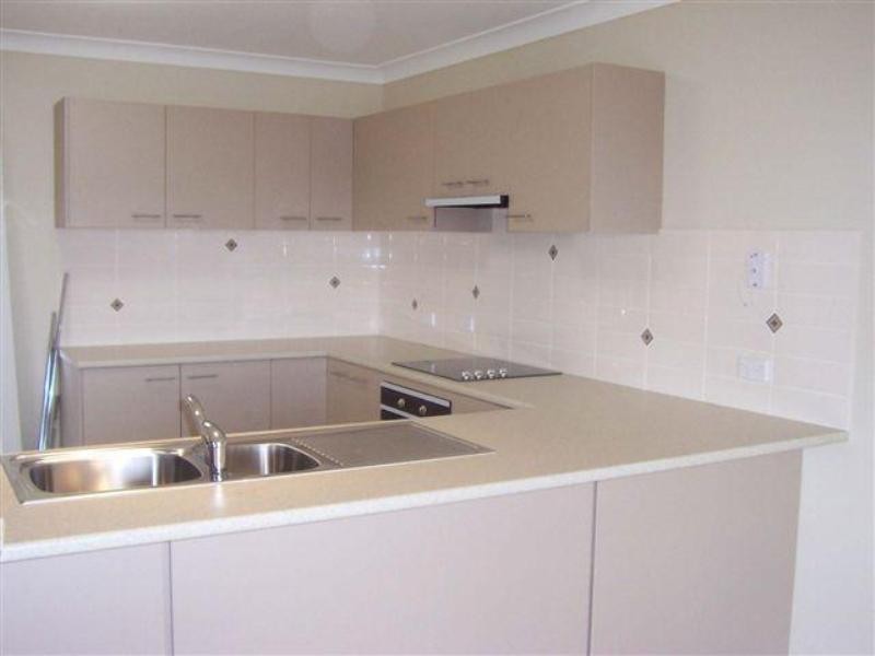 18 Hillary Drive, Warner QLD 4500