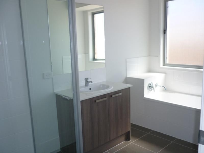 15 Pallas Parade, Warner QLD 4500