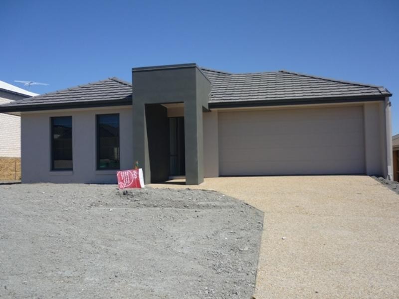 6 Craigavon Street, Warner QLD 4500