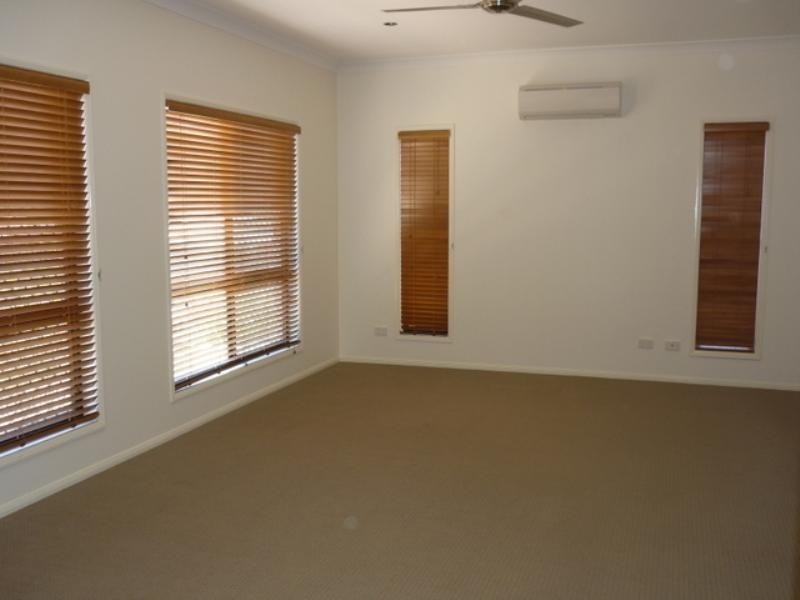 12 Ontario Drive, Warner QLD 4500
