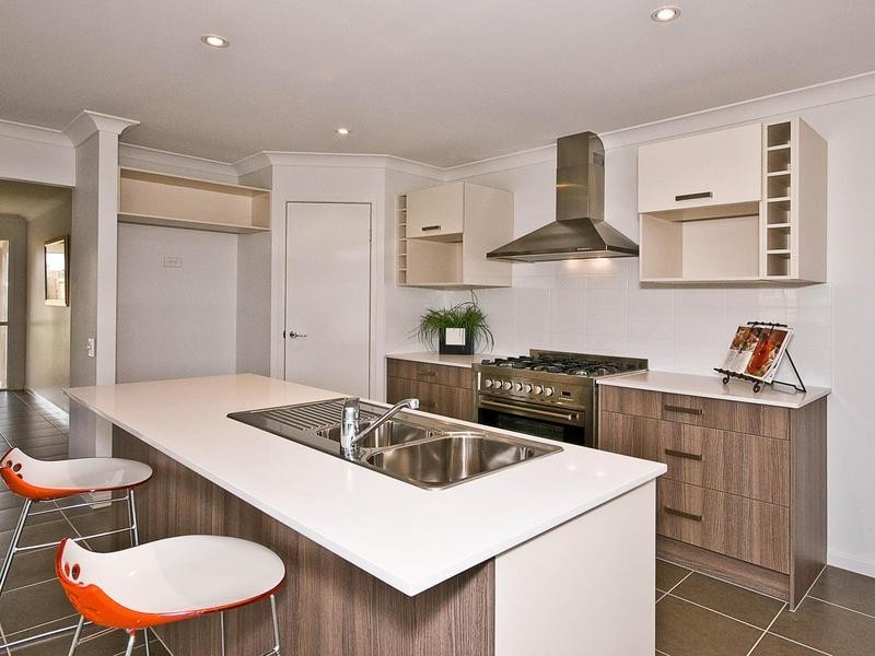 15 Pallas Parade, Warner QLD 4500