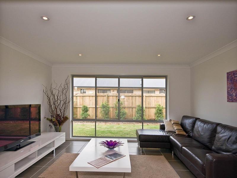 15 Pallas Parade, Warner QLD 4500