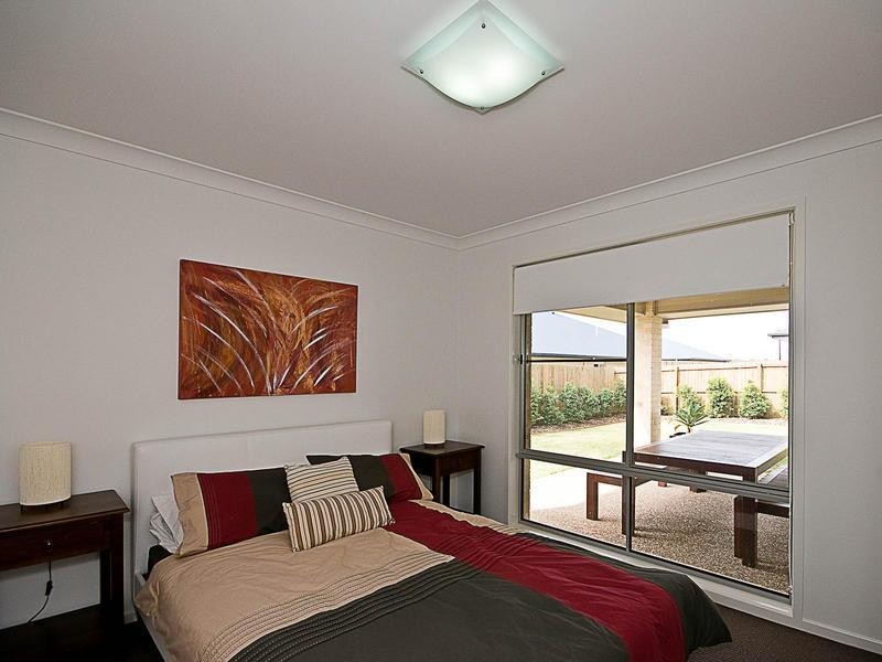 15 Pallas Parade, Warner QLD 4500