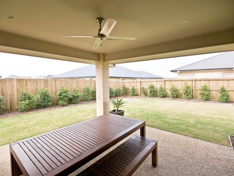 15 Pallas Parade, Warner QLD 4500