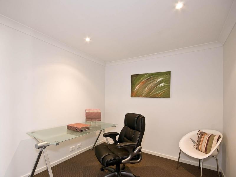 15 Pallas Parade, Warner QLD 4500