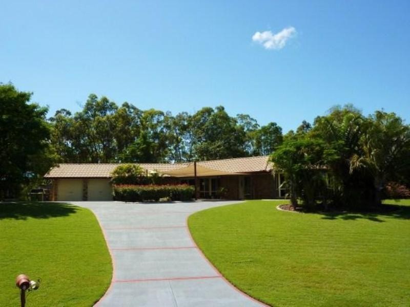 8 Quarrion Court, Warner QLD 4500