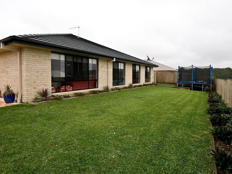 2 Winlock Circuit, Warner QLD 4500