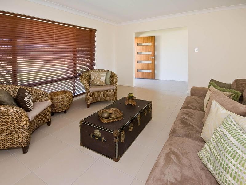 48 Castlewellan Circuit, Warner QLD 4500