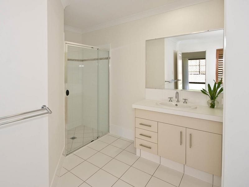 48 Castlewellan Circuit, Warner QLD 4500