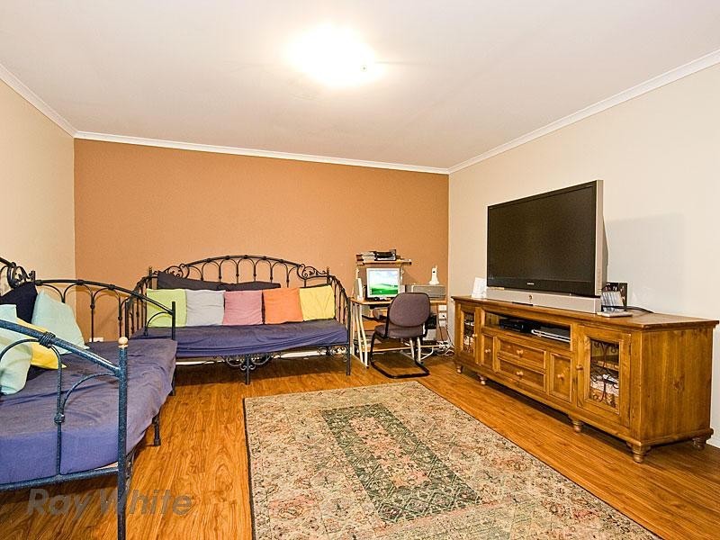 28 Paramount Drive, Warner QLD 4500