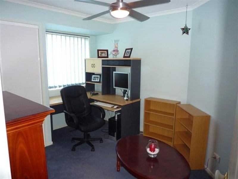 19 Paramount Drive, Warner QLD 4500