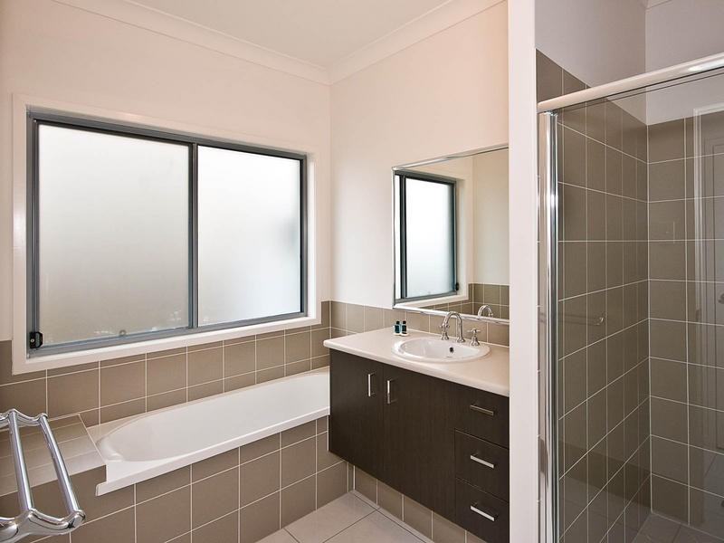 Warner QLD 4500