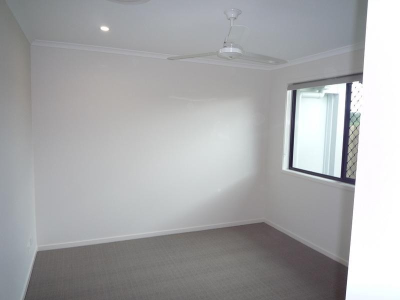 24 Caspian Parade, Warner QLD 4500