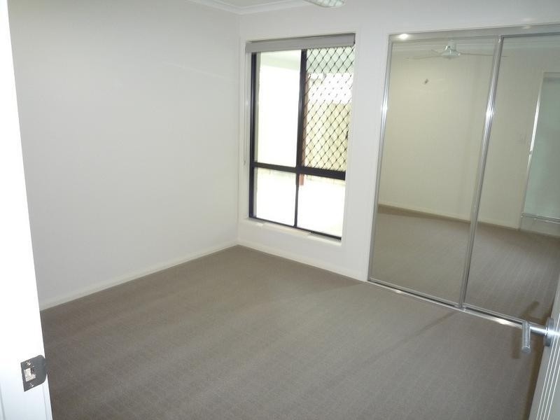 24 Caspian Parade, Warner QLD 4500