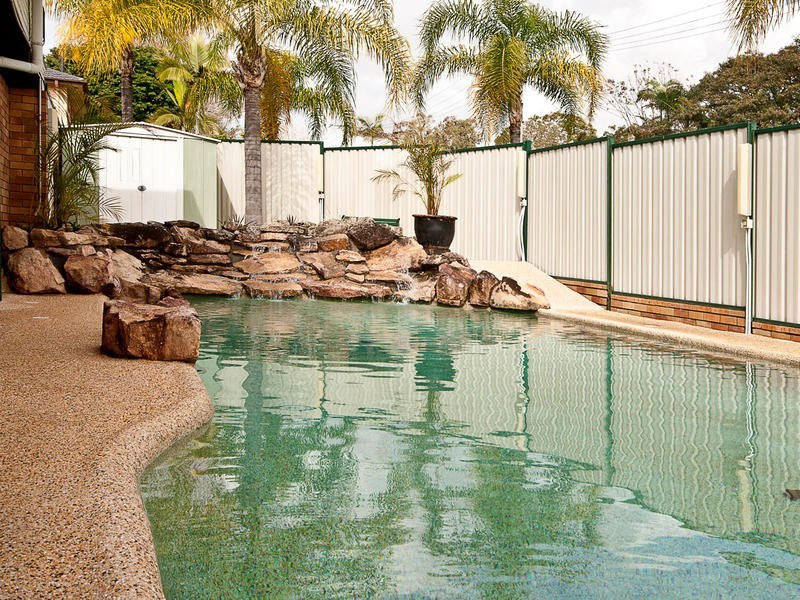 10 Valiant Crescent, Strathpine QLD 4500