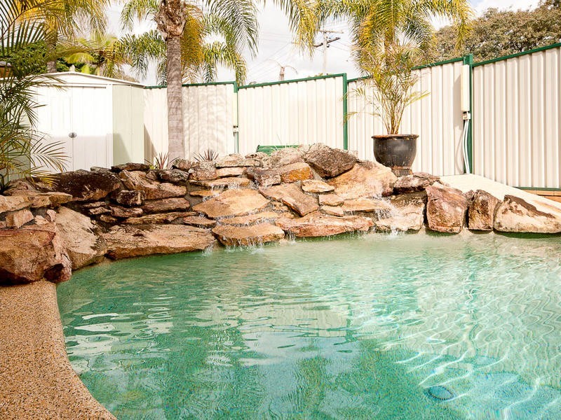 10 Valiant Crescent, Strathpine QLD 4500