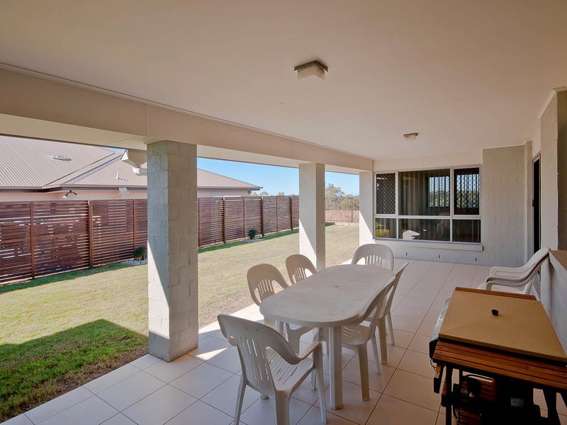 32 Lakeview Terrace, Murrumba Downs QLD 4503