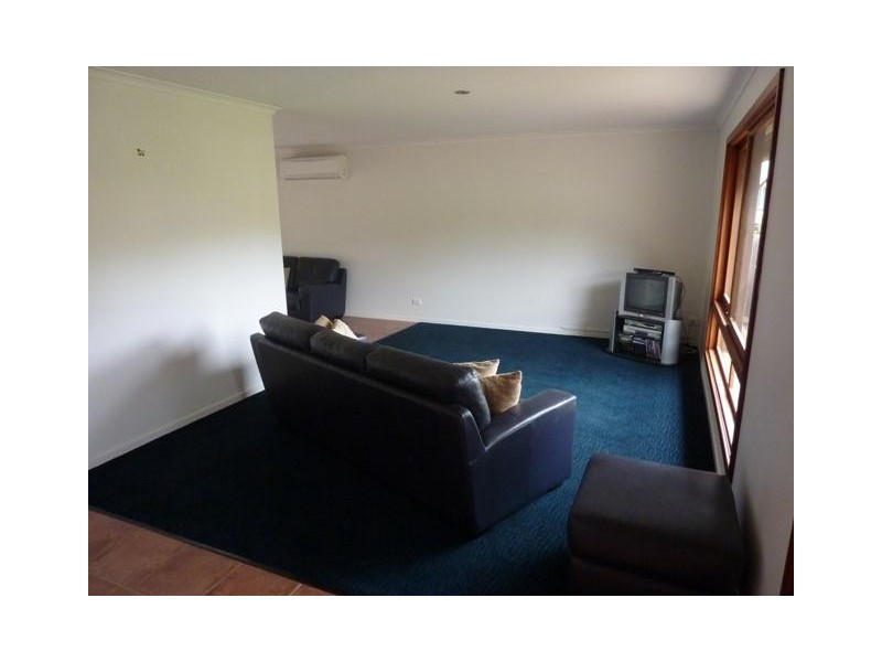 9 Meander Street, Warner QLD 4500