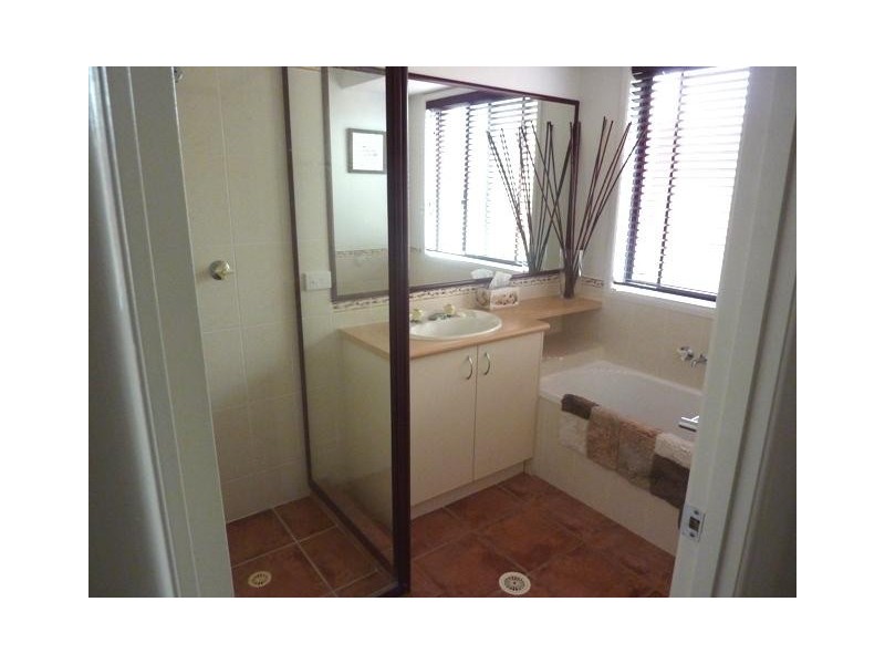 9 Meander Street, Warner QLD 4500