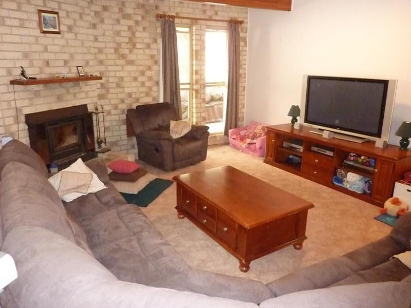 6 Sally Court, Warner QLD 4500