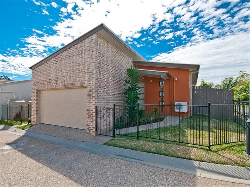 2 Macrusser Circuit, Warner QLD 4500