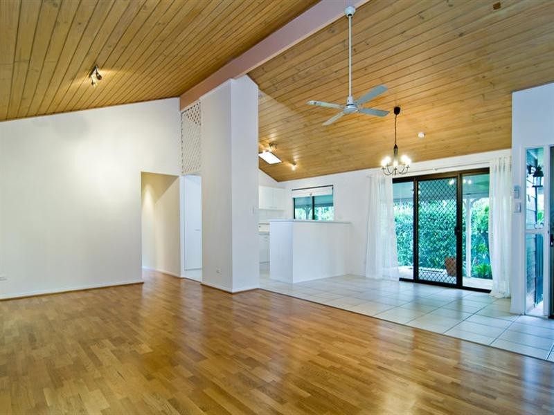 Eatons Hill QLD 4037