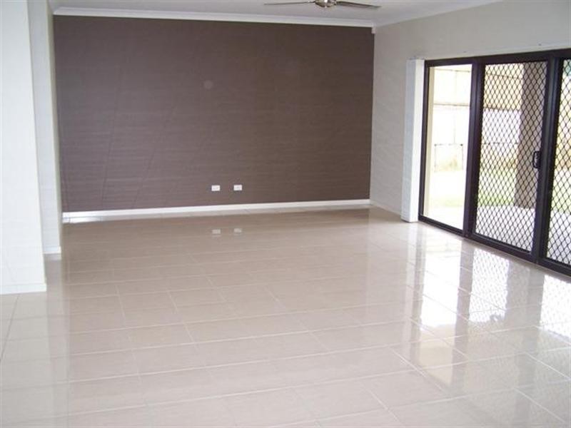 63 Rolland Parade, Warner QLD 4500