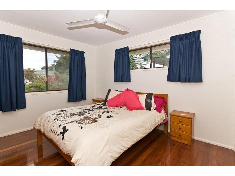 8 Plateau Parade, Bray Park QLD 4500