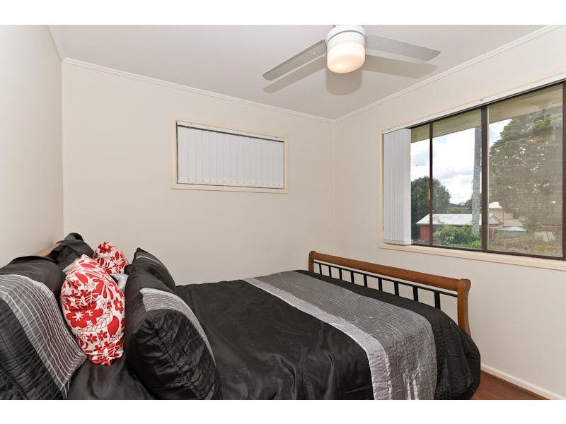8 Plateau Parade, Bray Park QLD 4500