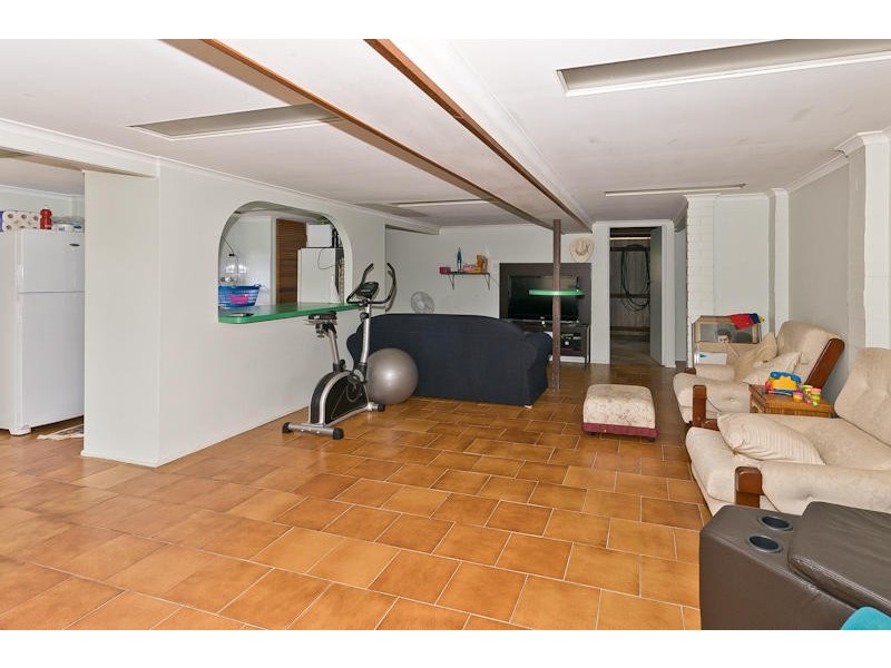 8 Plateau Parade, Bray Park QLD 4500